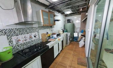 Reihenhaus zum Kauf mit 3 Zimmer in Mueang Pathum Thani, Pathum Thani