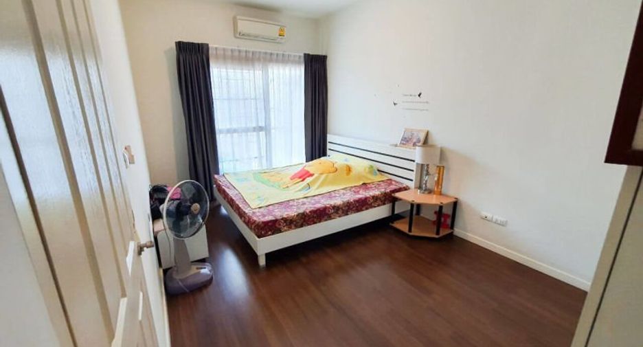 Продажа 3 спальни таунхаус в Mueang Pathum Thani, Патумтани