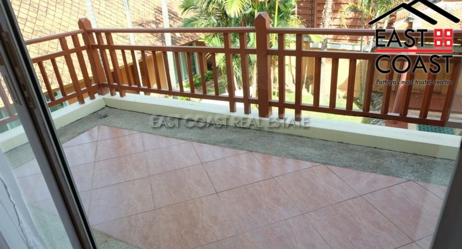 Casa en alquiler de 5 habitaciones en Bang Lamung, Chonburi