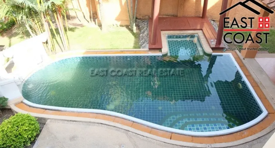 Haus zur Miete mit 5 Zimmer in Bang Lamung, Chonburi