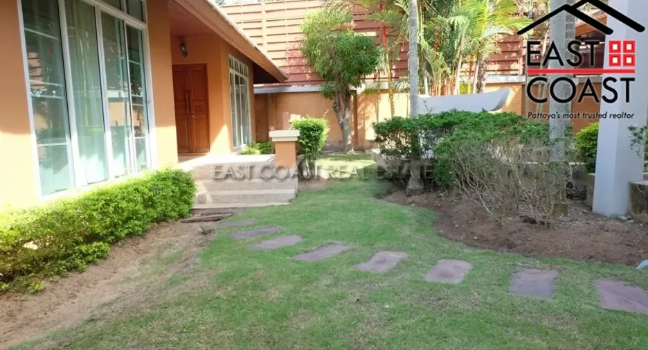 Haus zur Miete mit 5 Zimmer in Bang Lamung, Chonburi