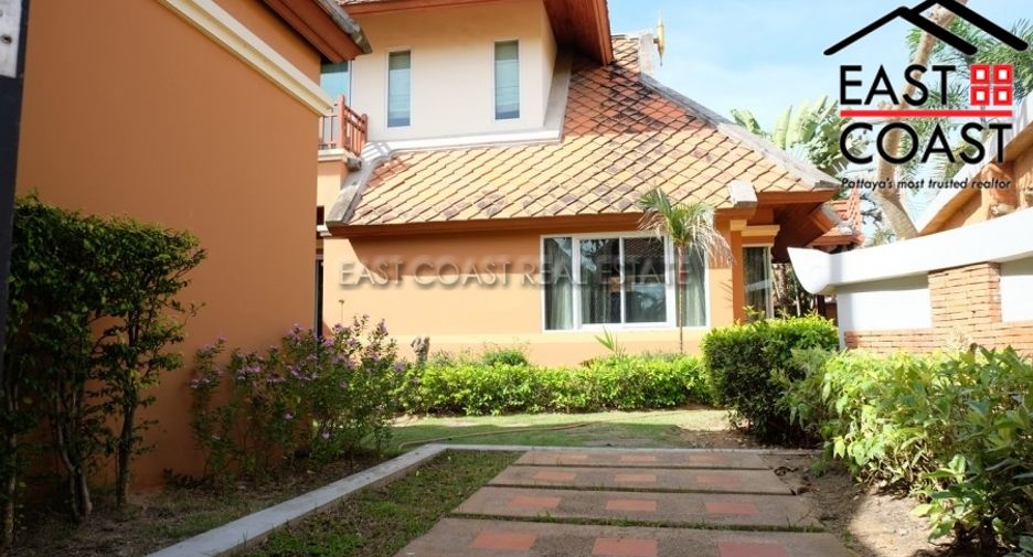 Casa en alquiler de 5 habitaciones en Bang Lamung, Chonburi