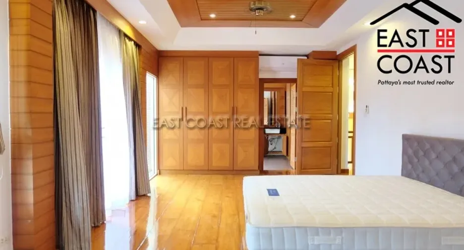 Haus zur Miete mit 5 Zimmer in Bang Lamung, Chonburi