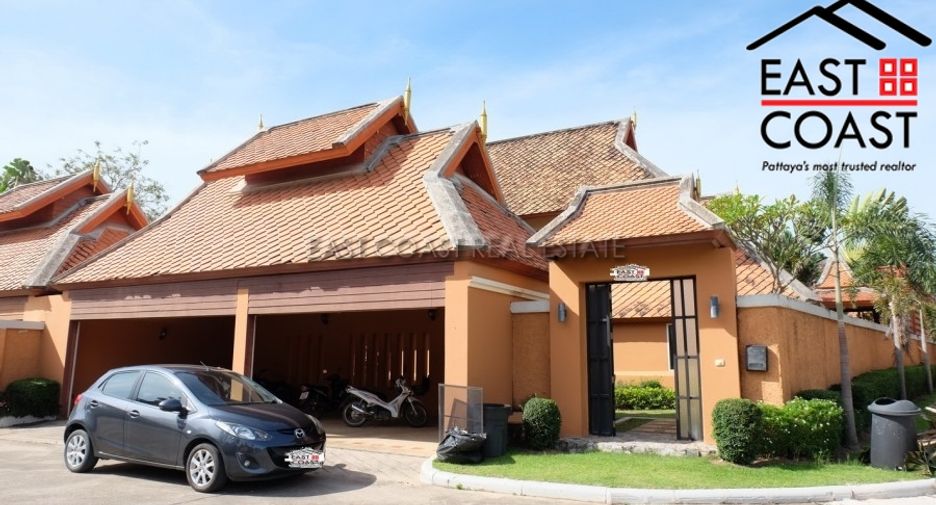 Casa en alquiler de 5 habitaciones en Bang Lamung, Chonburi