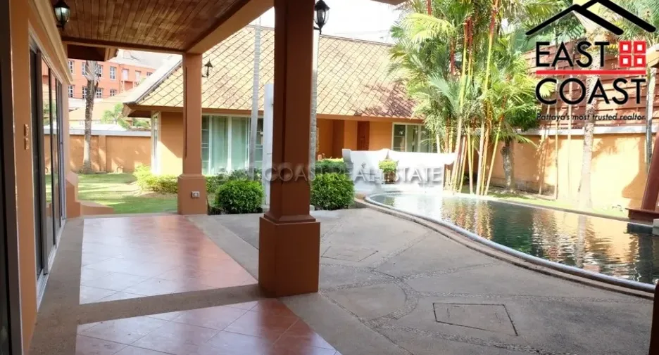 Haus zur Miete mit 5 Zimmer in Bang Lamung, Chonburi