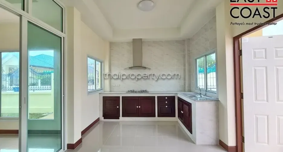 À vendre 3 chambres maison à Bang Saray, Pattaya