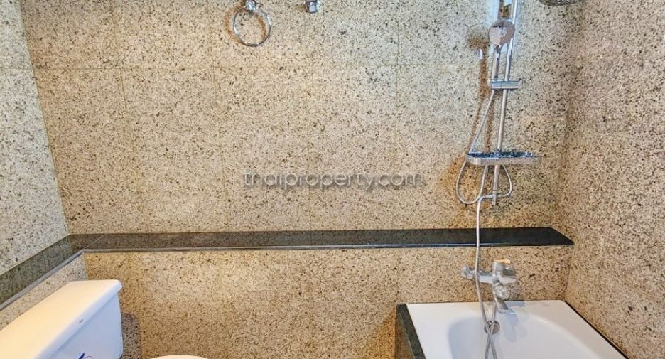 For sale and for rent 2 bedrooms condo in Jomtien, Pattaya