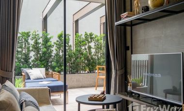For sale 2 bed condo in Phaya Thai, Bangkok