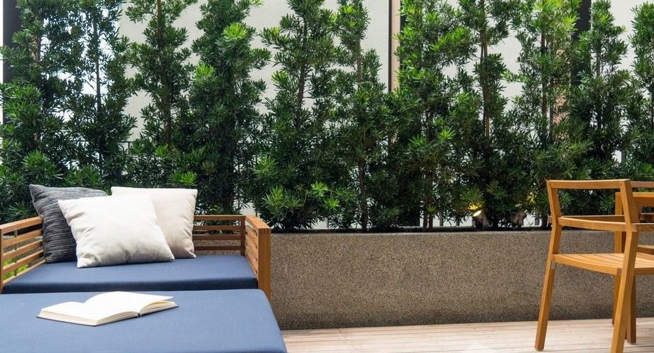 For sale 2 bed condo in Phaya Thai, Bangkok