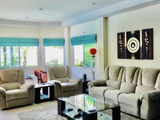For rent and for sale 3 bed house in Bang Lamung, Chonburi