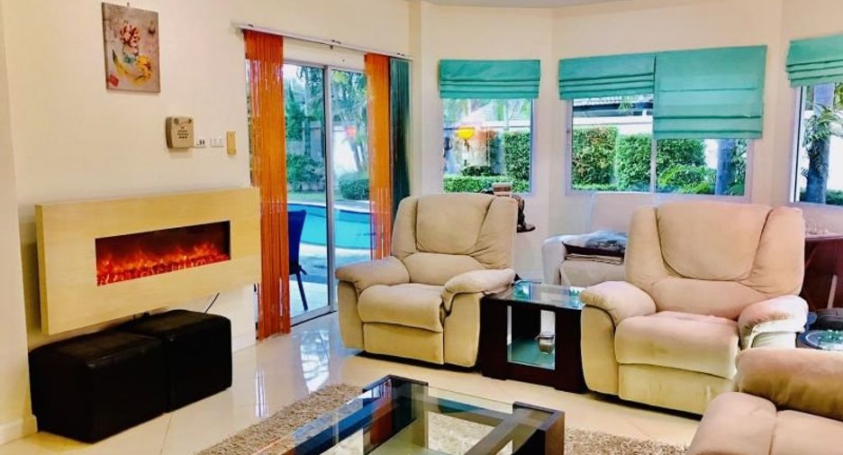 For rent and for sale 3 bedrooms house in Bang Lamung, Chonburi