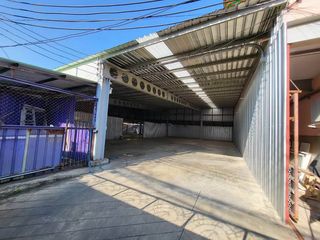 For rent warehouse in Din Daeng, Bangkok