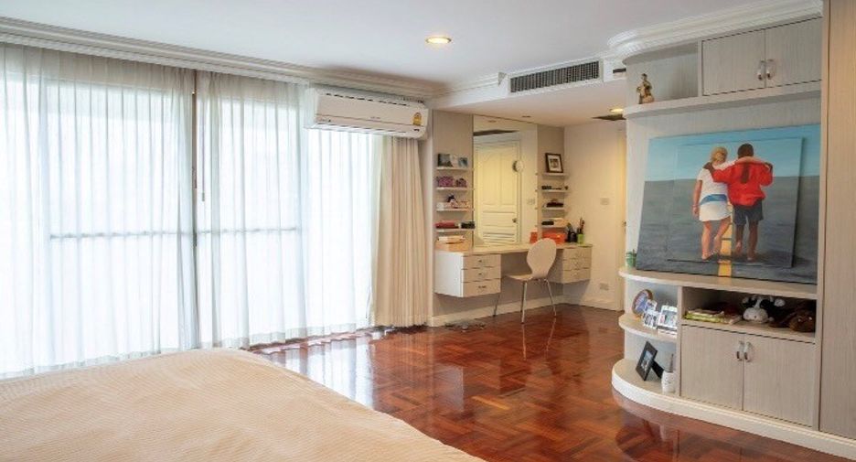 For rent 3 ベッドルーム condo in Khlong Toei, Bangkok