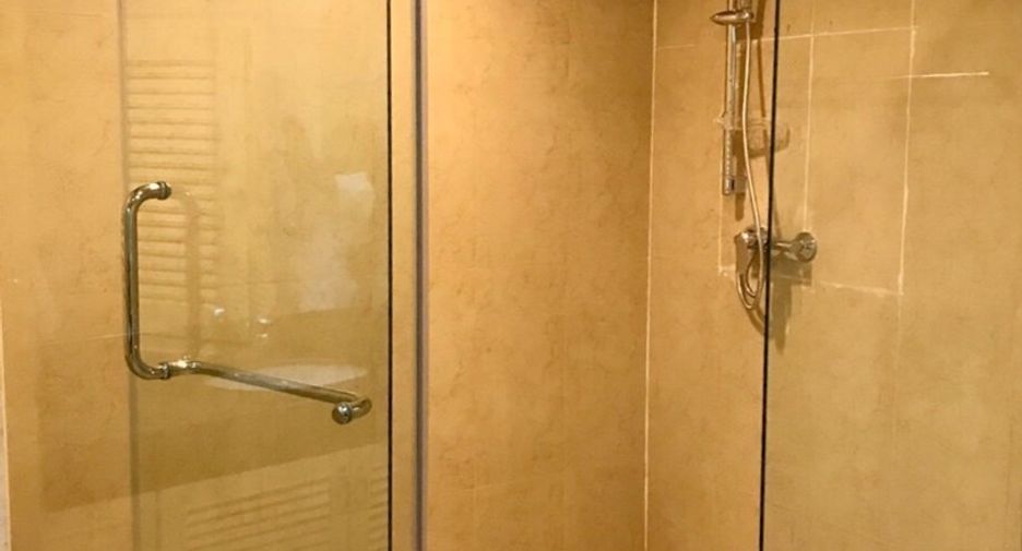 For rent 3 ベッドルーム condo in Khlong Toei, Bangkok