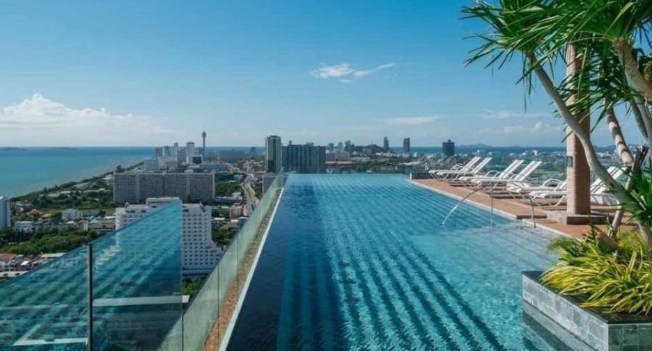 For rent 2 bedrooms condo in Bang Lamung, Chonburi