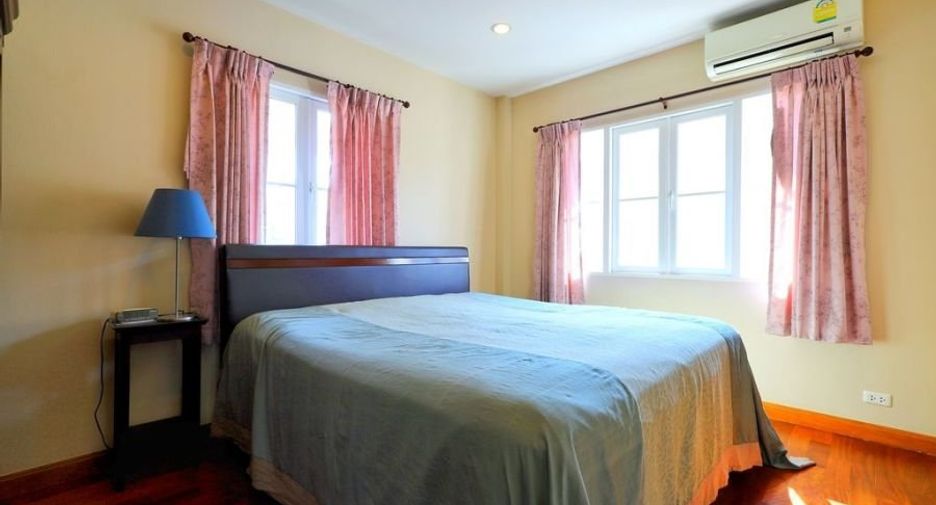 For sale 3 bedrooms house in Pak Kret, Nonthaburi