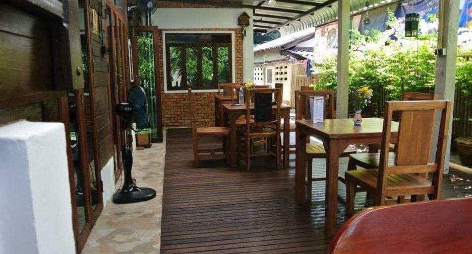 For rent 8 bed house in Mueang Chiang Mai, Chiang Mai