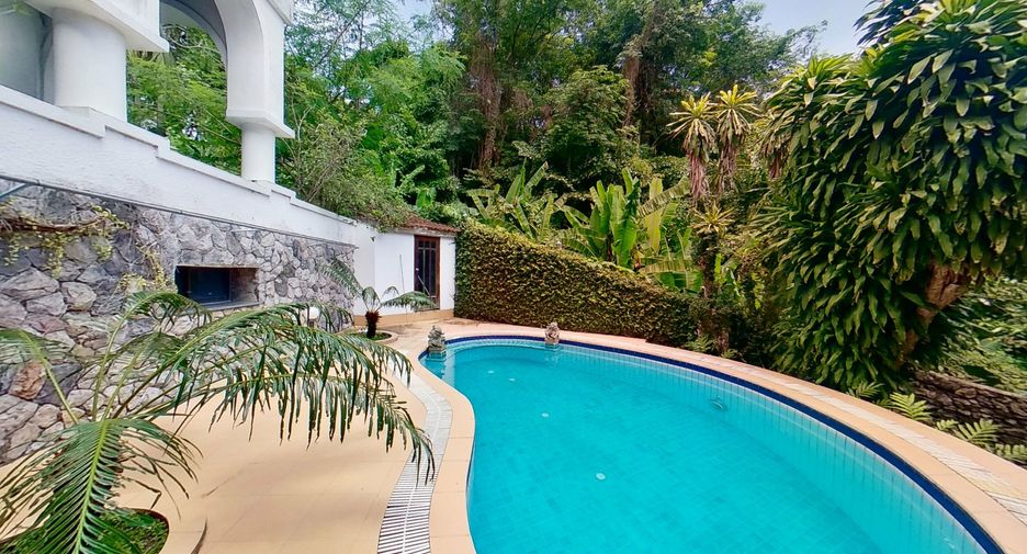 For rent 5 bed villa in Mueang Phuket, Phuket
