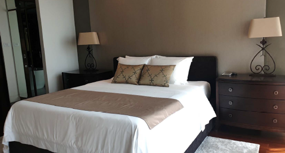 Condo en alquiler de 3 habitaciones en Pathum Wan, Bangkok