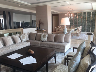 À louer 3 chambres condo à Pathum Wan, Bangkok