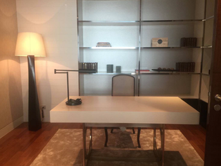 À louer 3 chambres condo à Pathum Wan, Bangkok