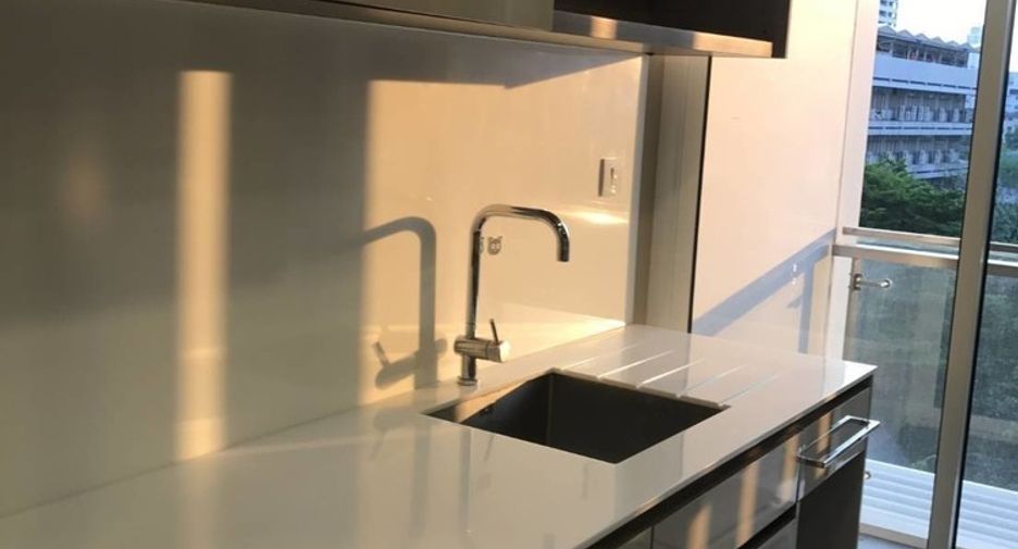 Condo en venta y en alquiler de 1 habitaciones en Sathon, Bangkok
