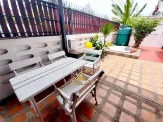 For rent 4 Beds townhouse in East Pattaya, Pattaya
