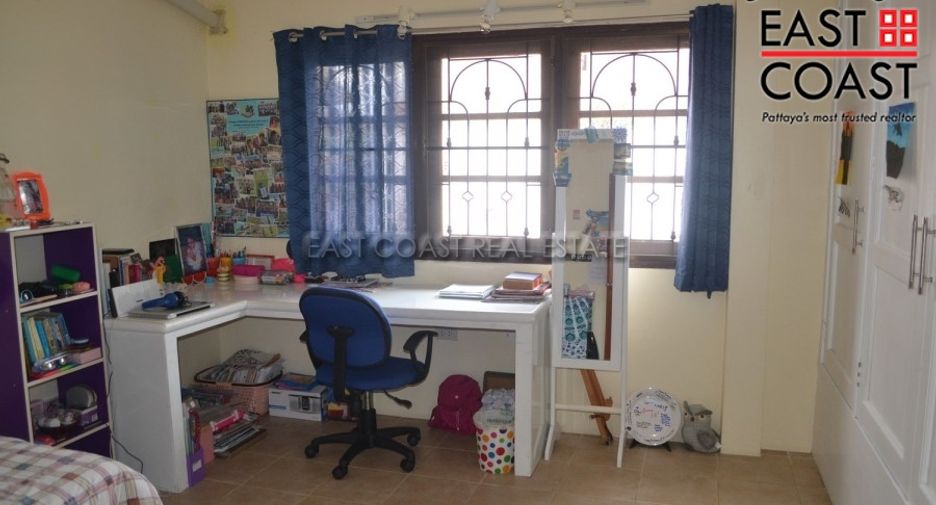 Casa en alquiler de 8 habitaciones en Bang Lamung, Chonburi