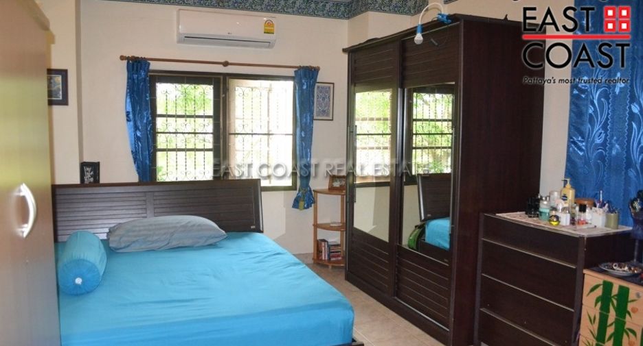 Casa en alquiler de 8 habitaciones en Bang Lamung, Chonburi