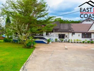 Haus zur Miete mit 8 Zimmer in Na Jomtien, Pattaya