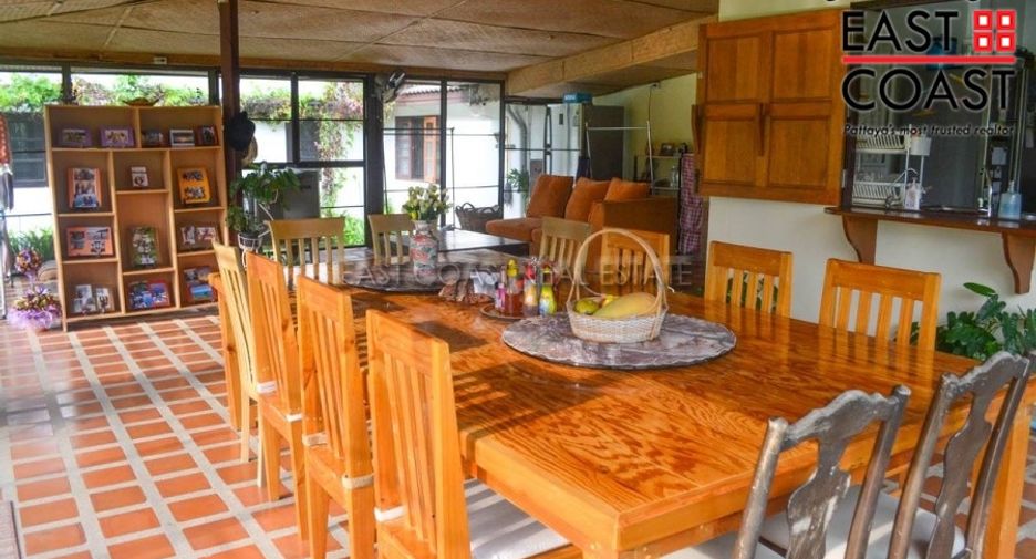 Casa en alquiler de 8 habitaciones en Bang Lamung, Chonburi
