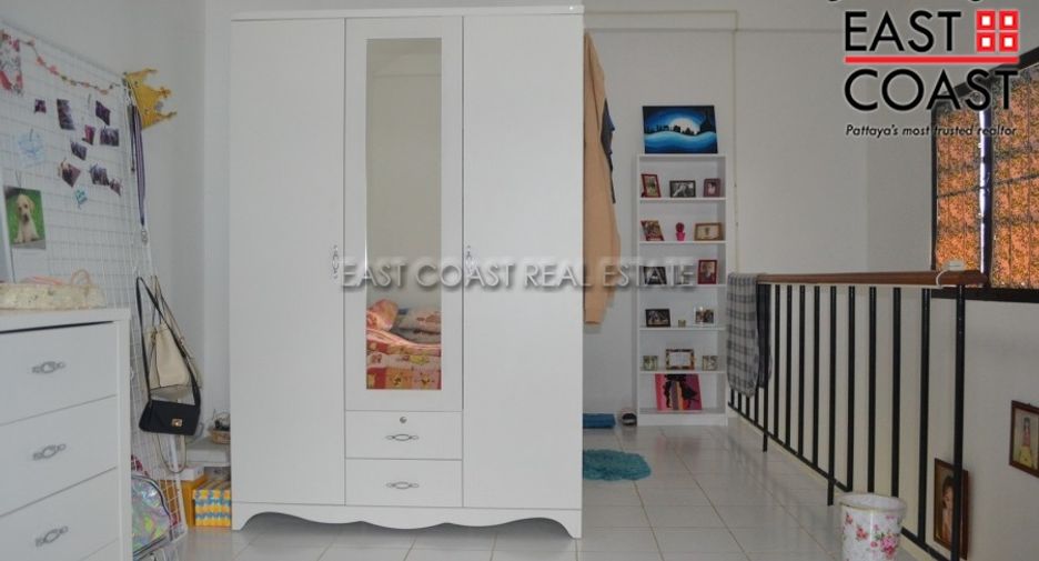 Casa en alquiler de 8 habitaciones en Bang Lamung, Chonburi