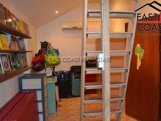 For rent 8 bed house in Bang Lamung, Chonburi