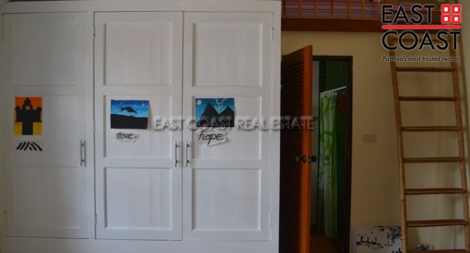 Casa en alquiler de 8 habitaciones en Bang Lamung, Chonburi