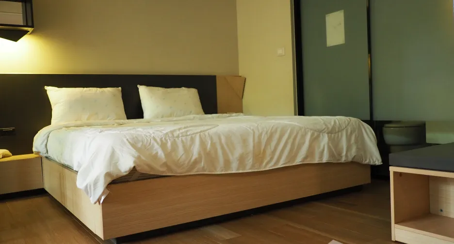 For sale 1 bed condo in Khlong Toei, Bangkok