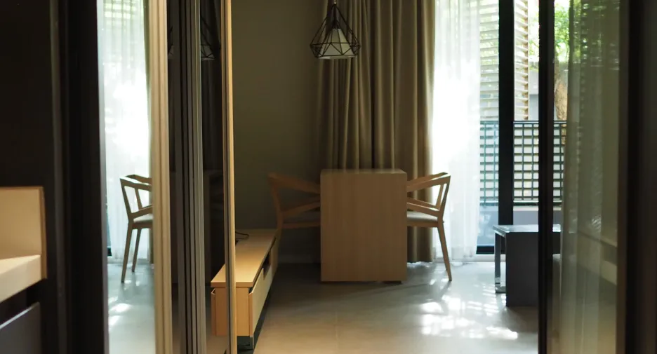 For sale 1 bed condo in Khlong Toei, Bangkok