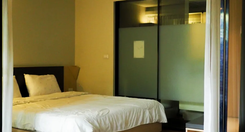For sale 1 bed condo in Khlong Toei, Bangkok