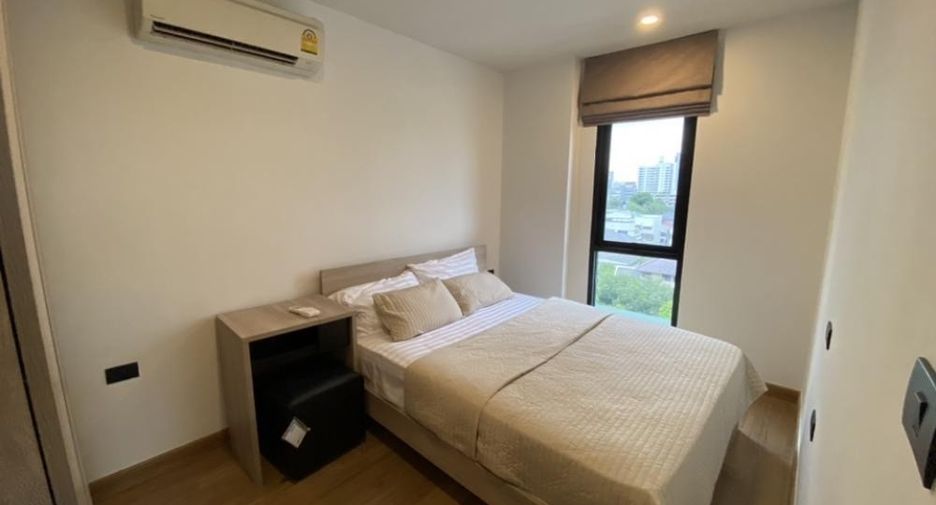 For rent 2 bedrooms condo in Phaya Thai, Bangkok