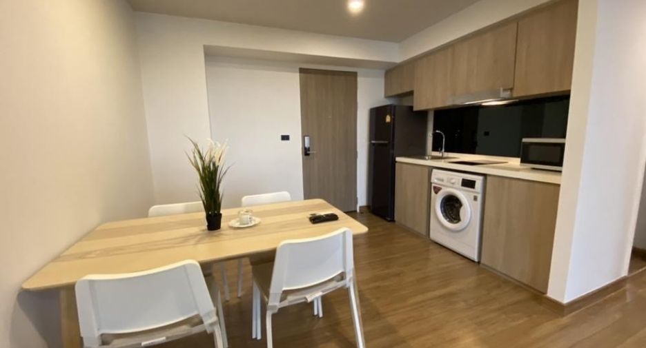 For rent 2 bedrooms condo in Phaya Thai, Bangkok