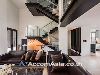 For rent そして for sale 4 Beds townhouse in Sathon, Bangkok