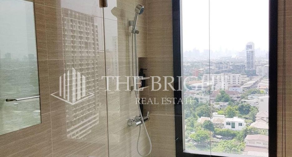 For rent 2 bed condo in Phaya Thai, Bangkok