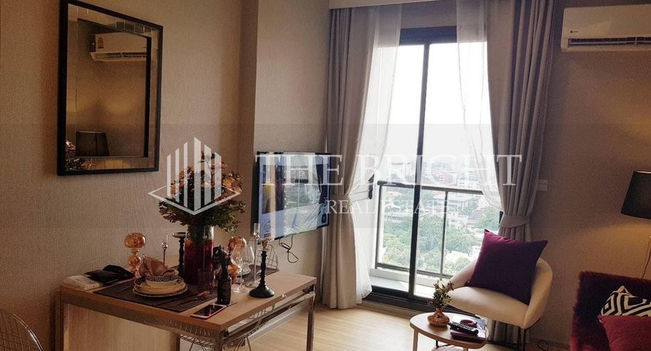 For rent 2 bed condo in Phaya Thai, Bangkok