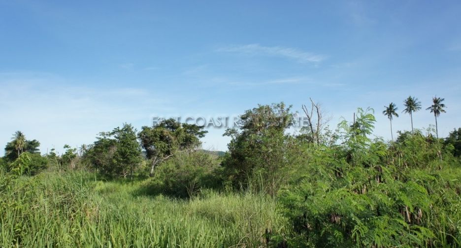 出售 土地 在 Sattahip, Chon Buri
