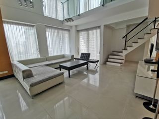 For rent 3 Beds condo in Pathum Wan, Bangkok