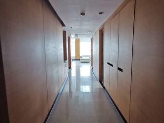 For rent 3 Beds condo in Pathum Wan, Bangkok