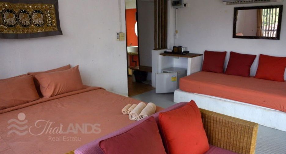 For sale 16 bed hotel in Sai Yok, Kanchanaburi