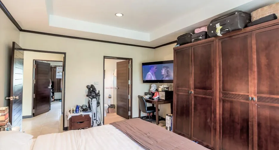 For sale 2 bed condo in Cha Am, Phetchaburi