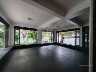For rent 3 bed house in Pathum Wan, Bangkok