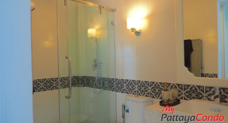 For sale 2 bedrooms condo in Bang Lamung, Chonburi