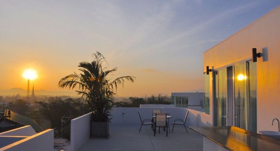 For rent and for sale 4 bedrooms villa in Mueang Phuket, Phuket